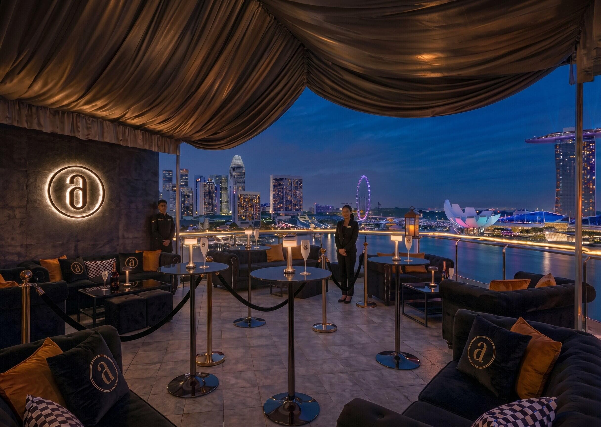 Amber Lounge — Marina Bay skyline